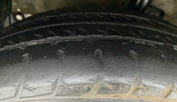 2017 Maruti Celerio VXI CNG, CNG, Manual, 48,291 km, Left Front Tyre Tread