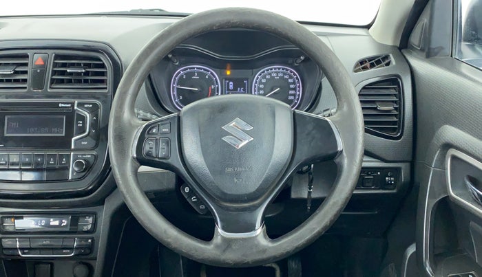 2016 Maruti Vitara Brezza ZDI, Diesel, Manual, 91,429 km, Steering Wheel Close Up