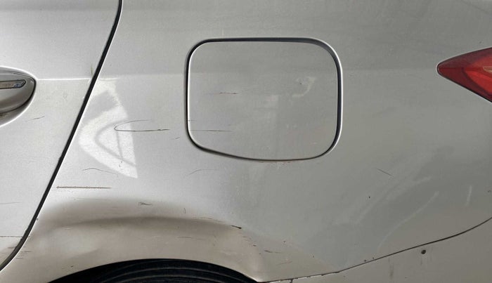 2014 Toyota Corolla Altis G DIESEL, Diesel, Manual, 98,127 km, Left quarter panel - Slightly dented