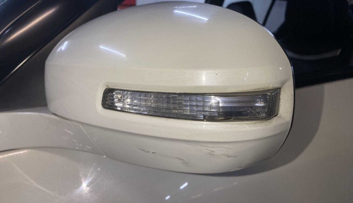 2017 Maruti Swift VDI, Diesel, Manual, 75,765 km, Left rear-view mirror - Cover has minor damage