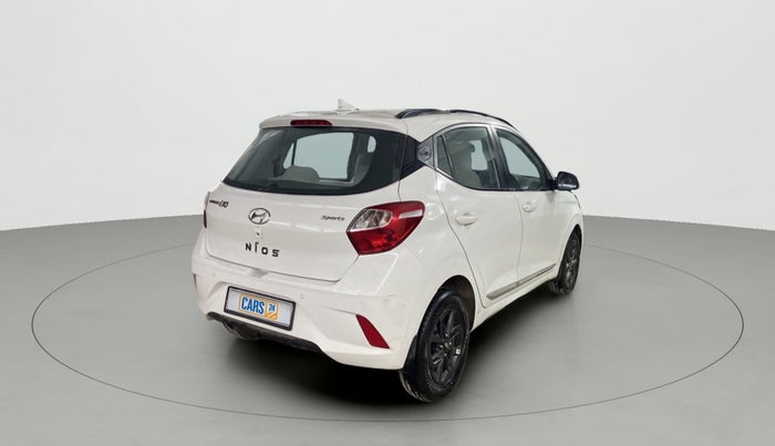 2021 Hyundai GRAND I10 NIOS SPORTZ 1.2 KAPPA VTVT CNG, CNG, Manual, 30,318 km, Right Back Diagonal
