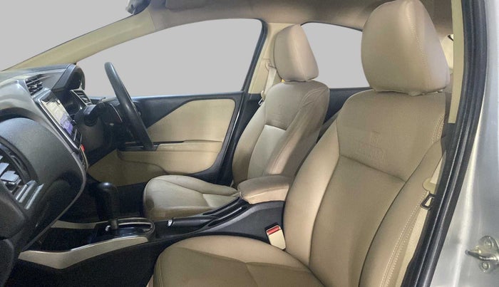 2017 Honda City 1.5L I-VTE V CVT, Petrol, Automatic, 74,573 km, Right Side Front Door Cabin