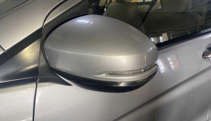2017 Honda City 1.5L I-VTE V CVT, Petrol, Automatic, 74,573 km, Left rear-view mirror - Cover has minor damage