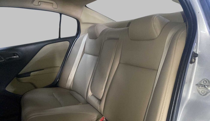2017 Honda City 1.5L I-VTE V CVT, Petrol, Automatic, 74,573 km, Right Side Rear Door Cabin