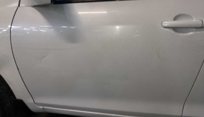 2014 Maruti Swift Dzire VDI, Diesel, Manual, 68,231 km, Front passenger door - Slightly dented