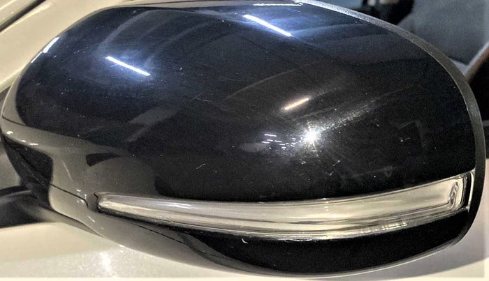 2021 Maruti XL6 ALPHA MT, Petrol, Manual, 36,496 km, Left rear-view mirror - Minor scratches