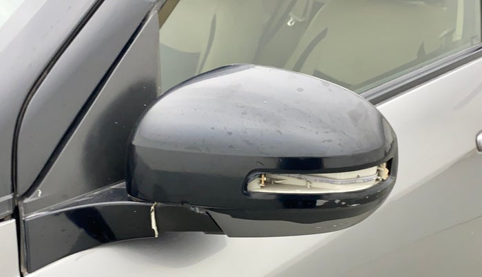 2013 Maruti Swift Dzire VXI, Petrol, Manual, 80,318 km, Left rear-view mirror - Indicator light has minor damage