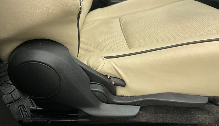 2019 Toyota Glanza G MT PETROL, Petrol, Manual, 19,546 km, Driver Side Adjustment Panel