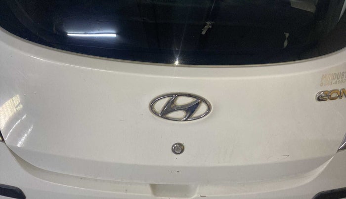 2016 Hyundai Eon ERA +, Petrol, Manual, 93,283 km, Dicky (Boot door) - Minor scratches