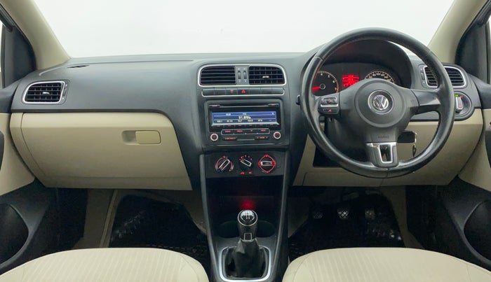 2012 Volkswagen Polo HIGHLINE1.2L, Petrol, Manual, 72,878 km, Dashboard