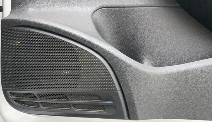 2012 Volkswagen Polo HIGHLINE1.2L, Petrol, Manual, 72,878 km, Speaker