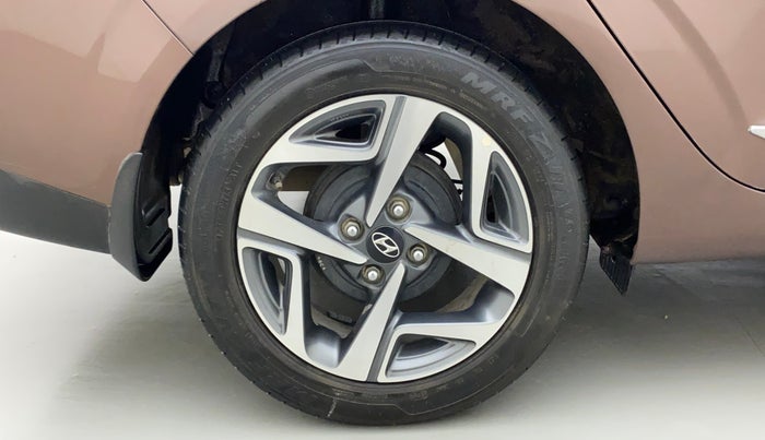 2020 Hyundai AURA SX PLUS 1.2 AMT, Petrol, Automatic, 21,836 km, Right Rear Wheel