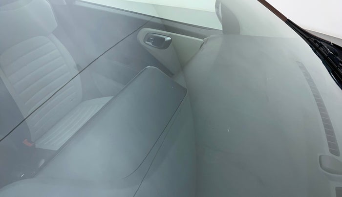 2020 Hyundai AURA SX PLUS 1.2 AMT, Petrol, Automatic, 21,836 km, Front windshield - Minor spot on windshield