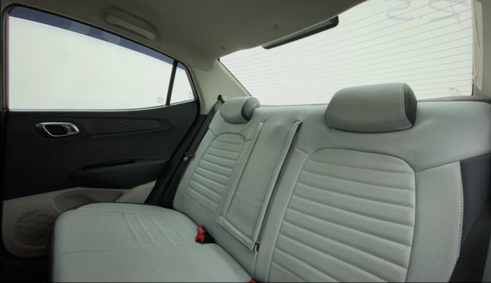2020 Hyundai AURA SX PLUS 1.2 AMT, Petrol, Automatic, 21,836 km, Right Side Rear Door Cabin