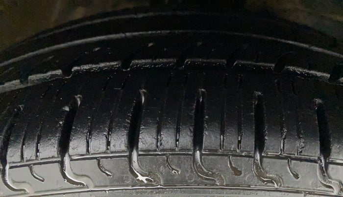 2019 Maruti Celerio VXI CNG D, CNG, Manual, 70,823 km, Right Front Tyre Tread
