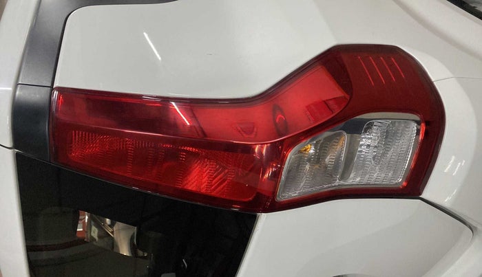 2022 Maruti New Wagon-R LXI CNG 1.0, CNG, Manual, 33,687 km, Right tail light - Minor scratches
