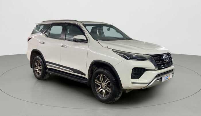 2022 Toyota Fortuner 4X2 MT 2.7 PETROL, Petrol, Manual, 5,830 km, Right Front Diagonal