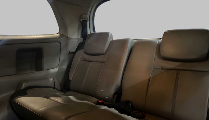 2015 Toyota Innova 2.5 VX 7 STR, Diesel, Manual, 1,04,654 km, Third Seat Row ( optional )