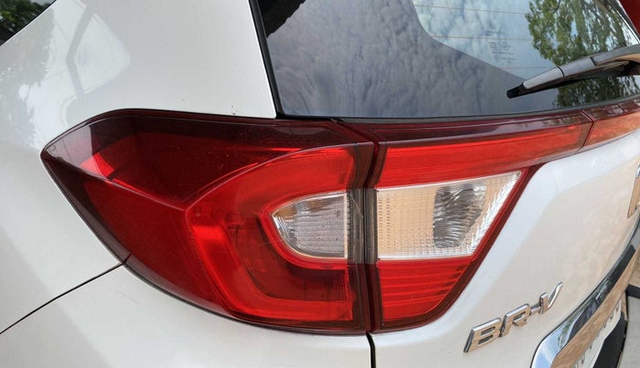 2016 Honda BR-V 1.5L I- DTEC V, Diesel, Manual, 86,631 km, Left tail light - Minor damage