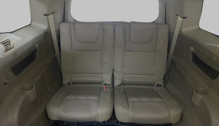 2014 Mahindra XUV500 W6, Diesel, Manual, 99,432 km, Third Seat Row ( optional )