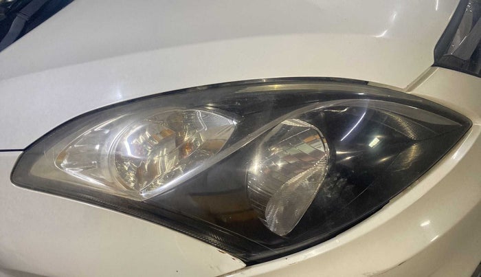 2016 Maruti Swift Dzire VDI ABS, Diesel, Manual, 79,683 km, Right headlight - Faded