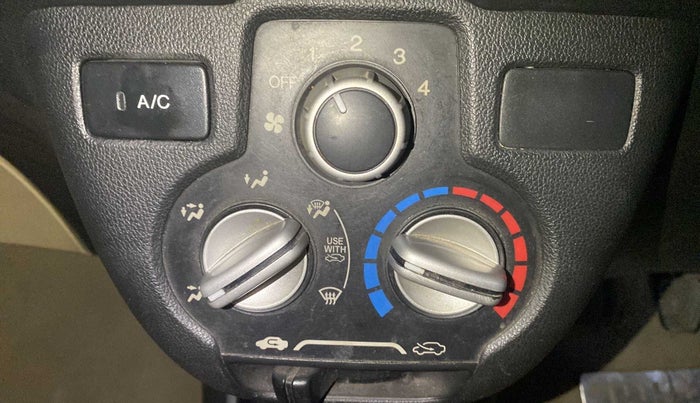 2015 Honda Amaze 1.2L I-VTEC S, Petrol, Manual, 94,896 km, AC Unit - Directional switch has minor damage