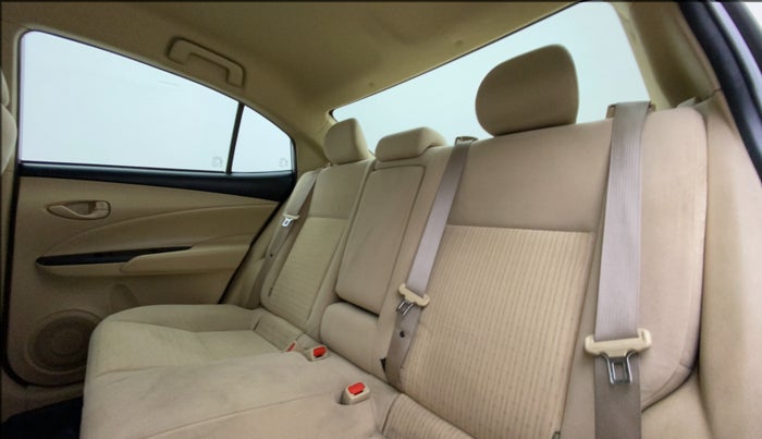 2019 Toyota YARIS J MT, Petrol, Manual, 1,17,543 km, Right Side Rear Door Cabin