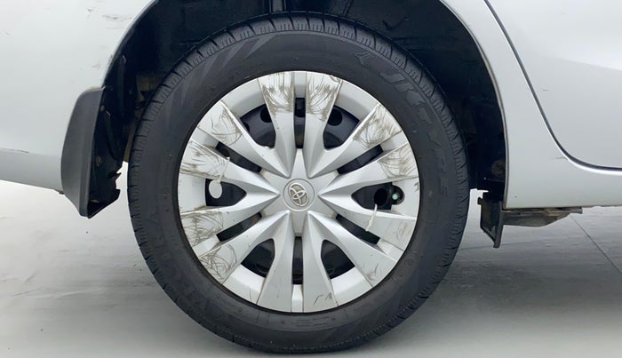 2019 Toyota YARIS J MT, Petrol, Manual, 1,17,543 km, Right Rear Wheel