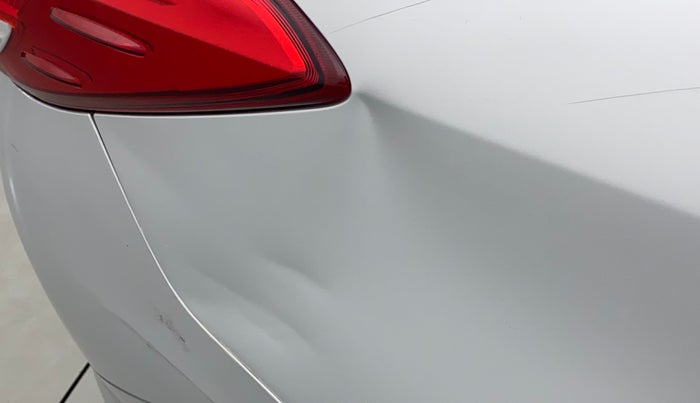 2019 Toyota YARIS J MT, Petrol, Manual, 1,17,543 km, Right quarter panel - Slightly dented
