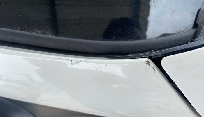 2017 Hyundai i20 Active 1.2 S, Petrol, Manual, 91,107 km, Right A pillar - Minor scratches