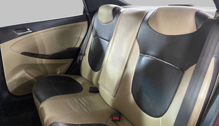 2016 Hyundai Verna 1.6 CRDI SX, Diesel, Manual, 67,877 km, Right Side Rear Door Cabin