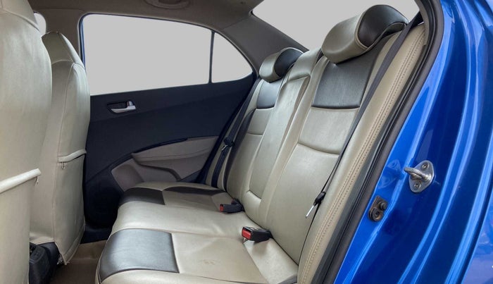 2017 Hyundai Xcent SX 1.2, Petrol, Manual, 51,483 km, Right Side Rear Door Cabin