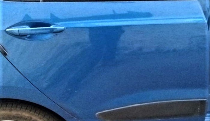 2017 Hyundai Xcent SX 1.2, Petrol, Manual, 51,483 km, Right rear door - Minor scratches