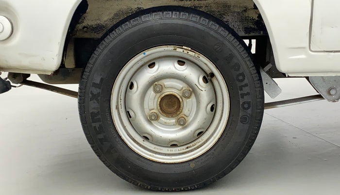 2017 Maruti OMNI E 8 STR, Petrol, Manual, 58,160 km, Right Rear Wheel