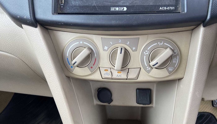 2015 Maruti Swift Dzire VDI ABS, Diesel, Manual, 95,116 km, AC Unit - Car heater not working