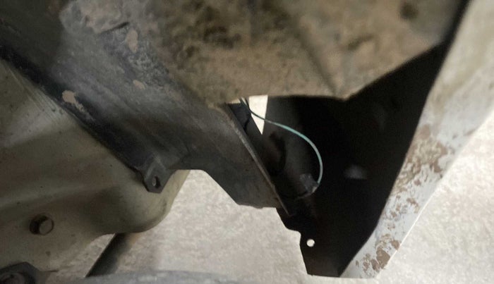 2015 Maruti Alto K10 VXI, Petrol, Manual, 70,917 km, Right fender - Lining loose