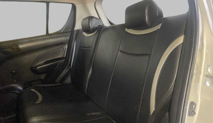 2015 Maruti Swift LDI, Diesel, Manual, 80,303 km, Right Side Rear Door Cabin