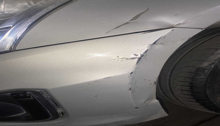 2015 Maruti Swift LDI, Diesel, Manual, 80,303 km, Front bumper - Minor scratches