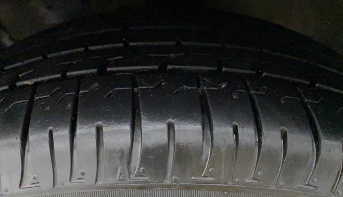 2018 Hyundai Creta 1.4 E PLUS CRDI, Diesel, Manual, 70,323 km, Right Front Tyre Tread