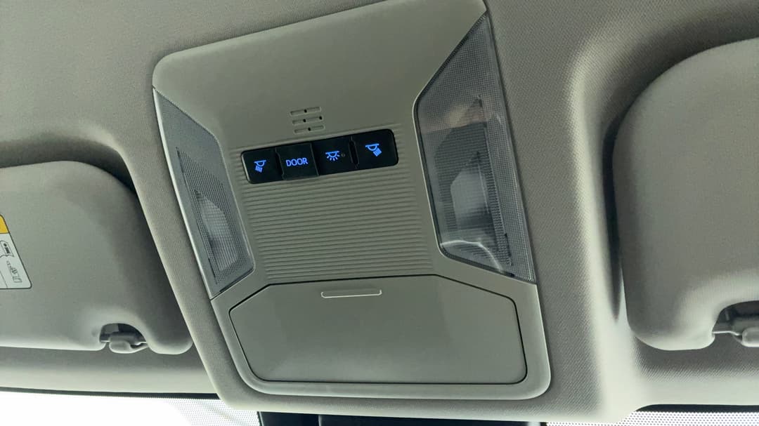 2022 Toyota RAV4 Gx (2WD) Hybrid, Automatic, 33878 km, On-Roof Controls/Sunglass holder