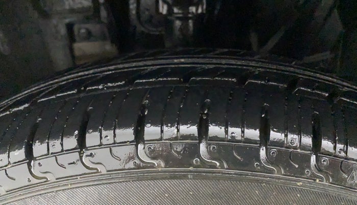 2018 Datsun Redi Go T (O), Petrol, Manual, 51,182 km, Left Front Tyre Tread