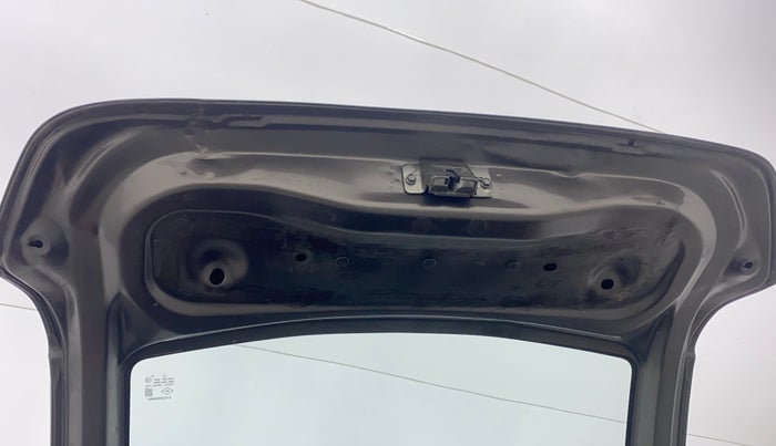 2018 Datsun Redi Go T (O), Petrol, Manual, 51,182 km, Dicky (Boot door) - Trim missing