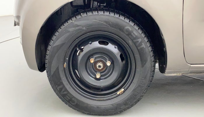 2018 Datsun Redi Go T (O), Petrol, Manual, 51,182 km, Left Front Wheel