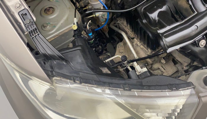 2018 Datsun Redi Go T (O), Petrol, Manual, 51,182 km, Right headlight - Clamp has minor damage