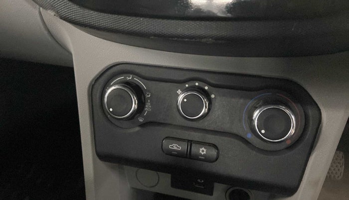 2021 Tata Tiago XZ PETROL, Petrol, Manual, 16,074 km, AC Unit - Directional switch has minor damage