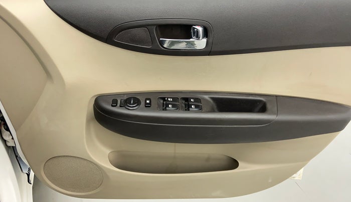 2012 Hyundai i20 SPORTZ 1.4 CRDI, Diesel, Manual, 80,520 km, Driver Side Door Panels Control