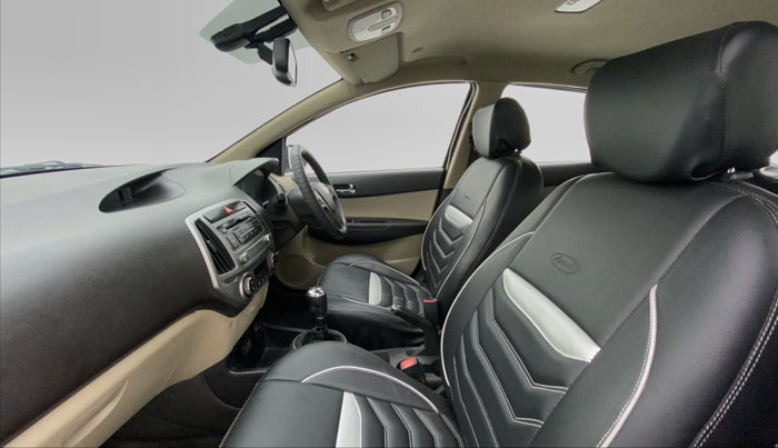 2012 Hyundai i20 SPORTZ 1.4 CRDI, Diesel, Manual, 80,520 km, Right Side Front Door Cabin