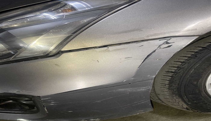 2015 Maruti Ciaz VXI, Petrol, Manual, 36,047 km, Front bumper - Minor scratches