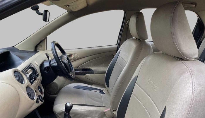2017 Toyota Etios VX PLATINUM, Petrol, Manual, 45,760 km, Right Side Front Door Cabin