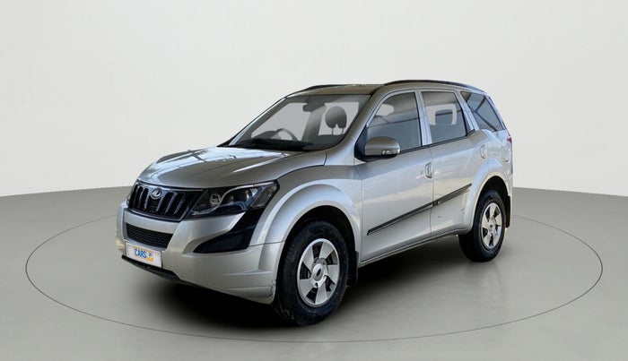 2016 Mahindra XUV500 W4 1.99, Diesel, Manual, 36,454 km, Left Front Diagonal